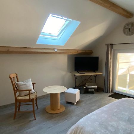 Chambre Privative Chez Toutoune Fontainebrux Exteriör bild
